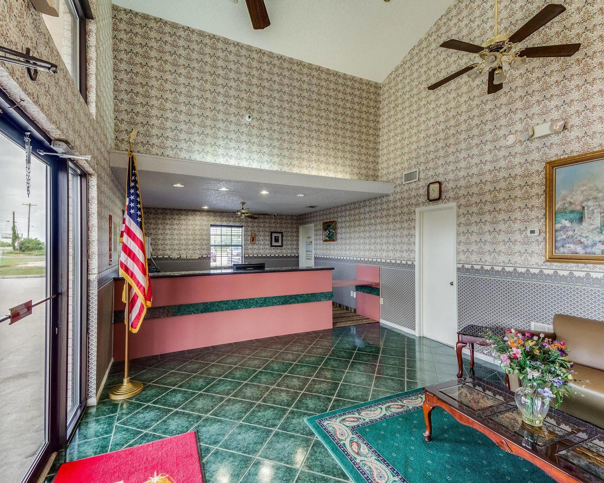 Econo Lodge Falfurrias Hwy 281 Extérieur photo